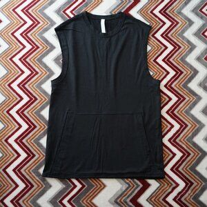 Lululemon Men's Black Sleeveless Tank Size S